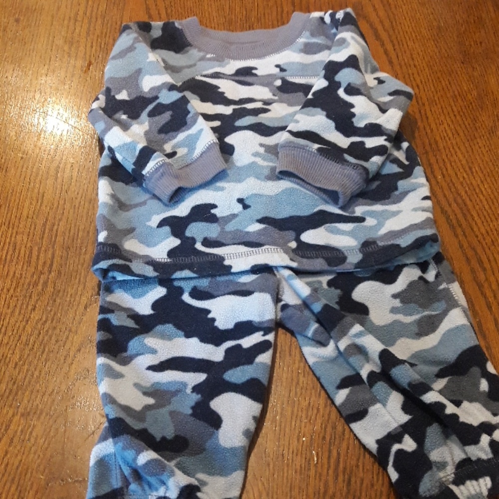 Blue camo outfit